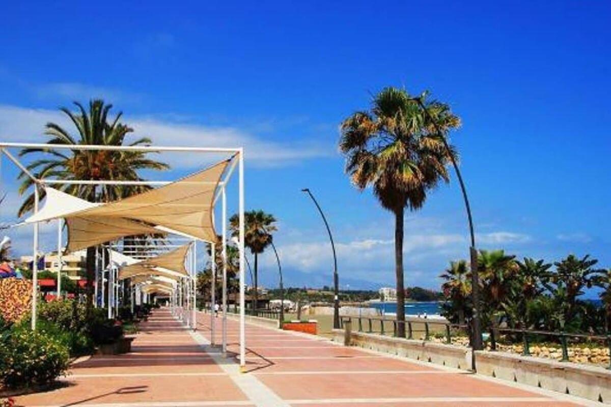 Espectacular Piso En Primera Linea De Playa Estepona Dış mekan fotoğraf